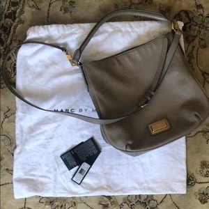 Marc by Marc Jacobs leather hobo bag. (WorkWear).